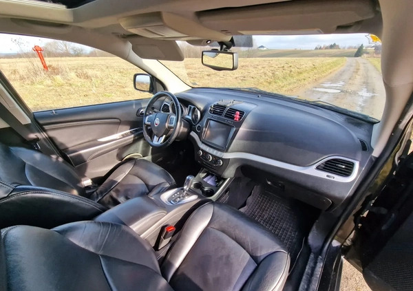 Fiat Freemont cena 47500 przebieg: 232000, rok produkcji 2012 z Jasło małe 172